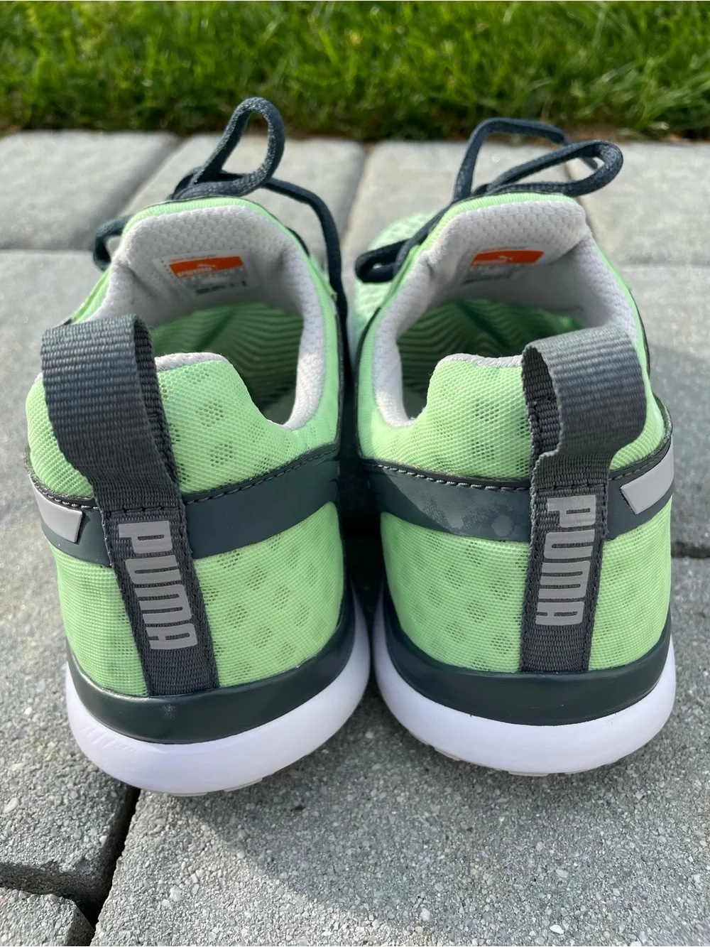 Women’s Puma Mint Green and Gray Knit Training Sneakers 6 1/2 ✨BRAND NEW✨